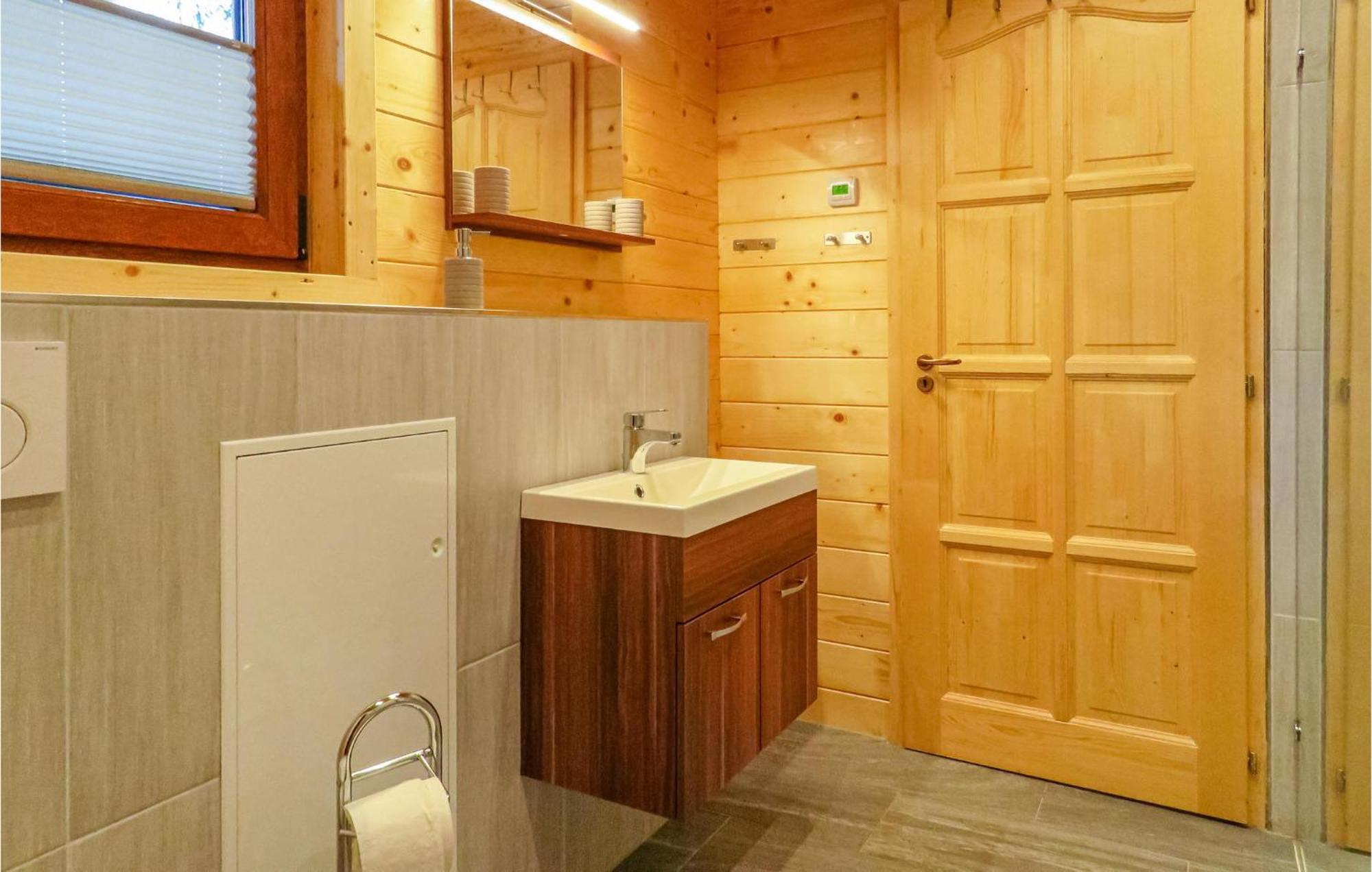 Lovely Home In Merzalben With Wifi 외부 사진